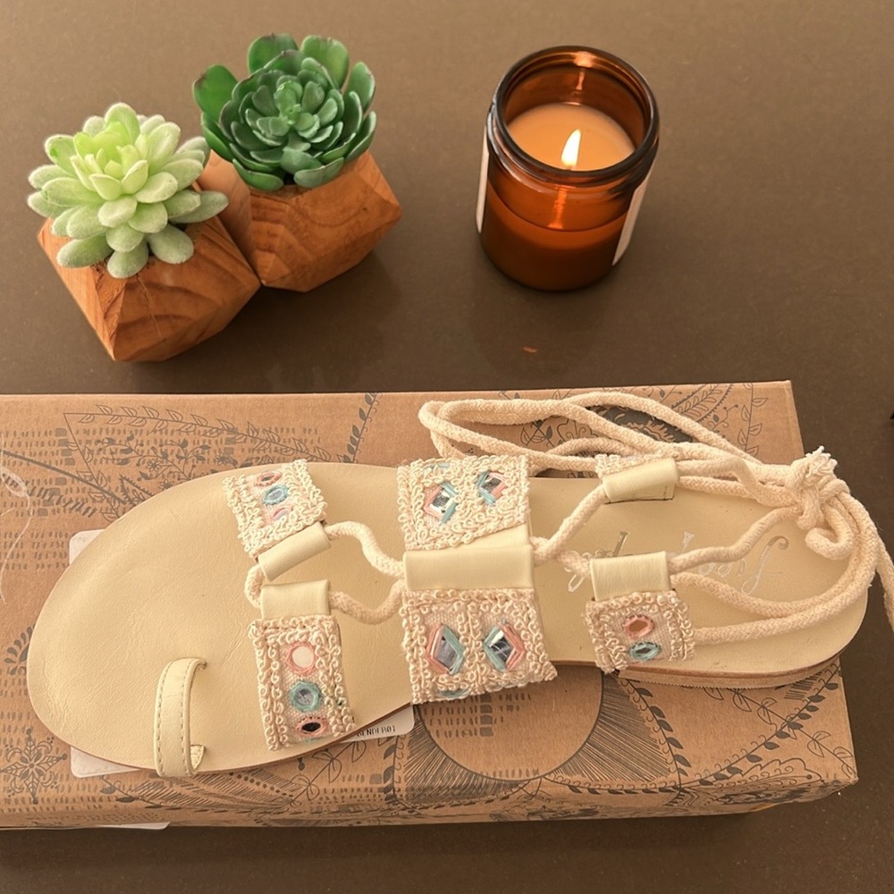 FREE PEOPLE Sandals